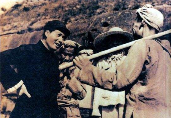 1944年，侯家沟两个村子妇女都不能生娃，毛主席：是不是水有问题