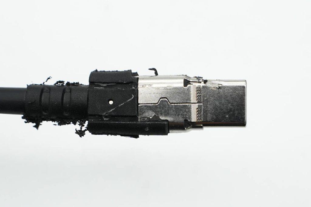 联想Y9000P2022充电神器，thinkplus 135W快充CC线拆解