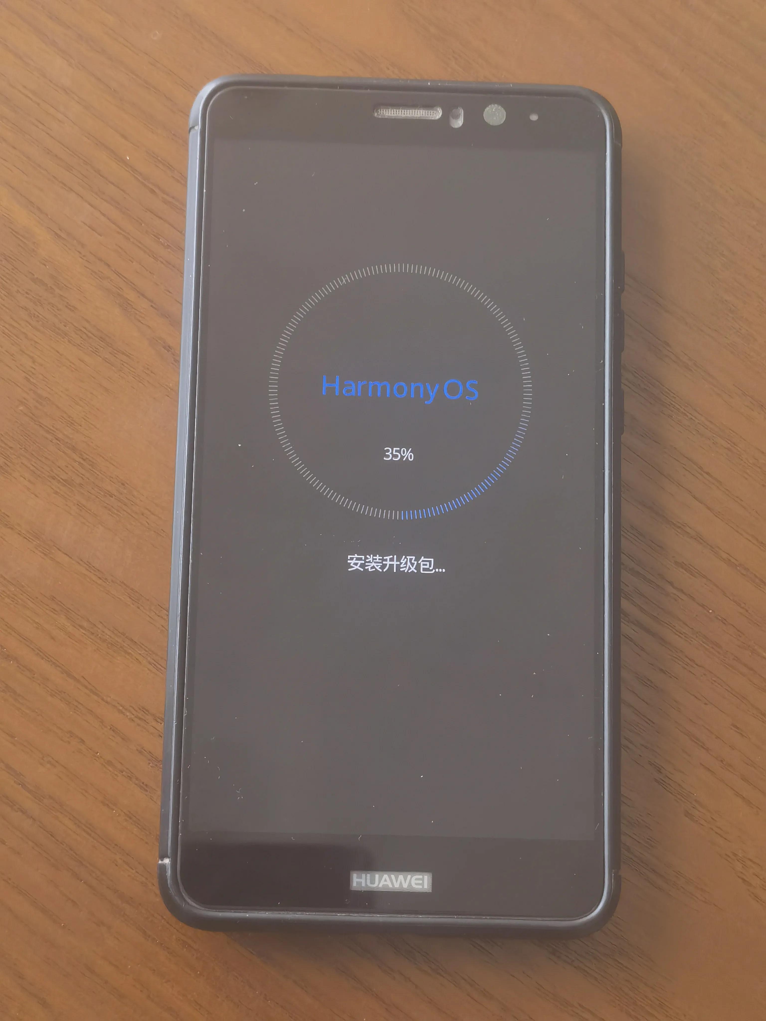 从数字传呼机到华为Mate40Pro手机，你用过这些通讯工具吗？