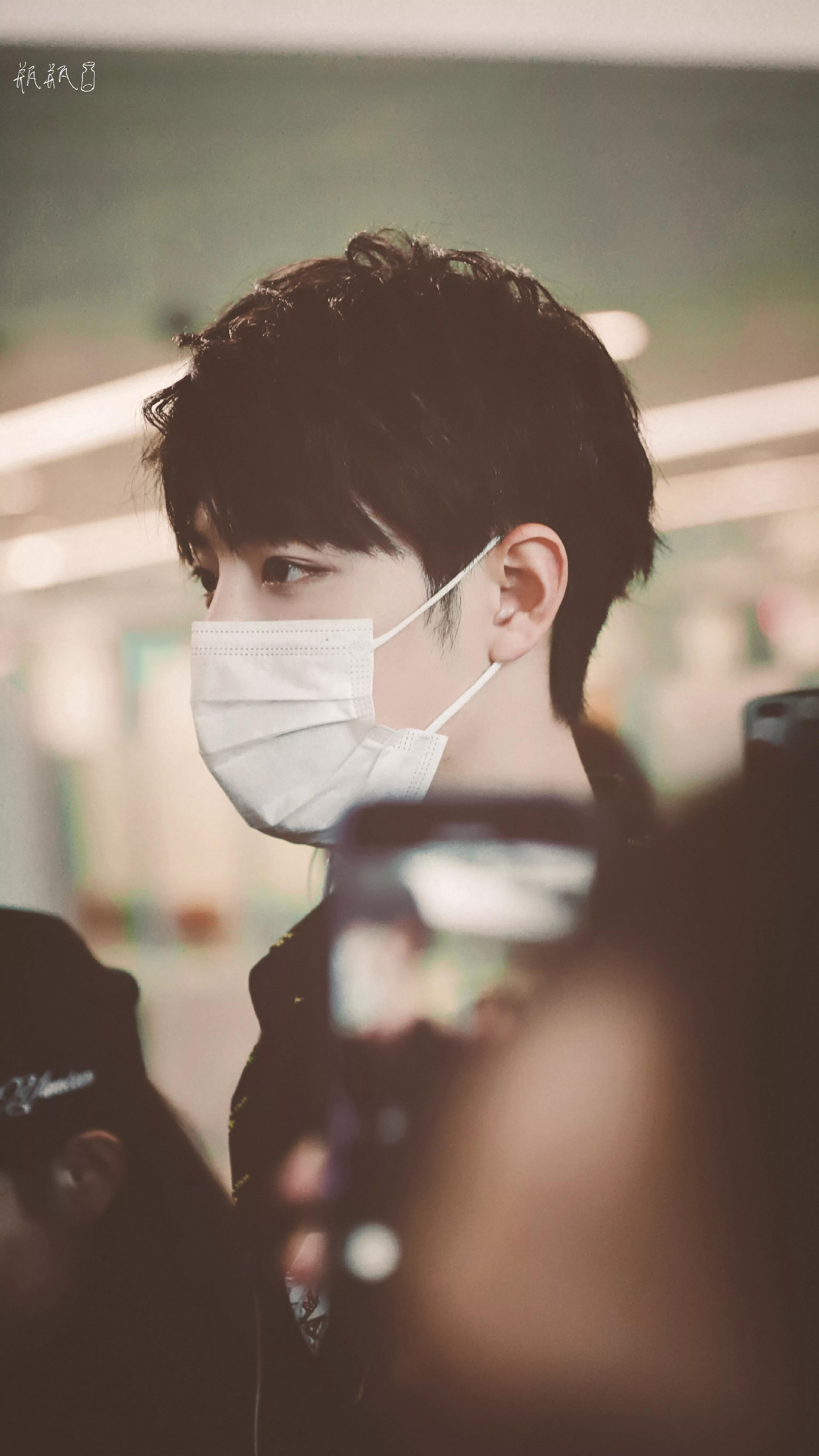 考古肖战:2018年9月—12月机场时间线汇总,今天请叫我收图狂魔