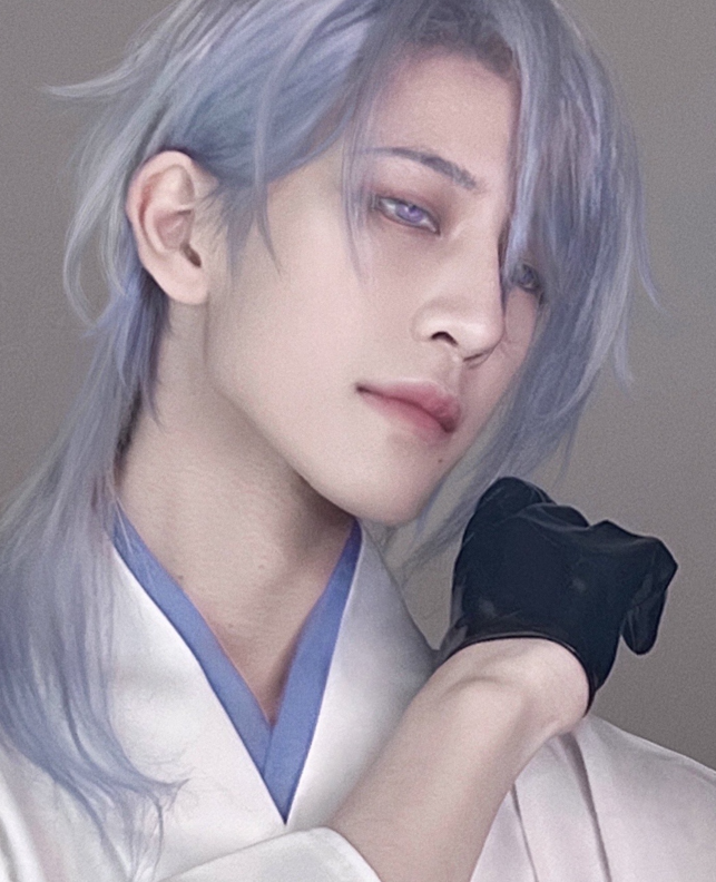 男装大佬集体出动COS《原神》神里绫人-哪边嗨