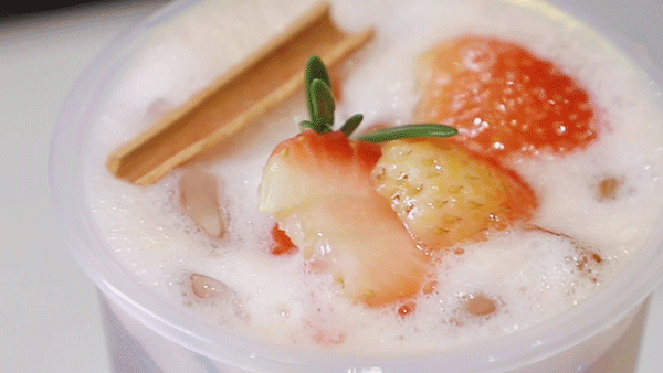 火遍全国的书亦烧仙草！半杯都是料，奶茶吨吨喝 