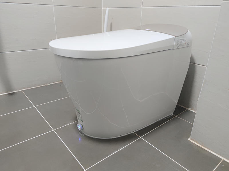 小米有品推出懒人马桶！双重抗菌，告别臭味尴尬