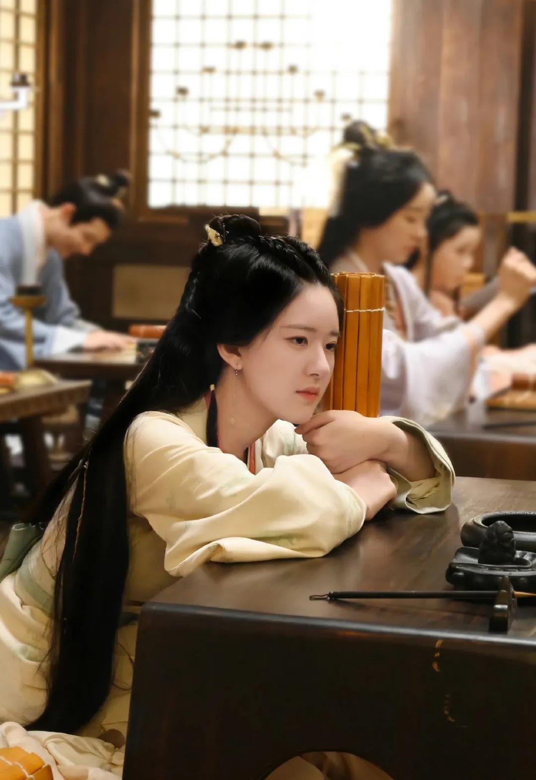 星汉灿烂 疑商CP 吴磊 赵露思 手机壁纸