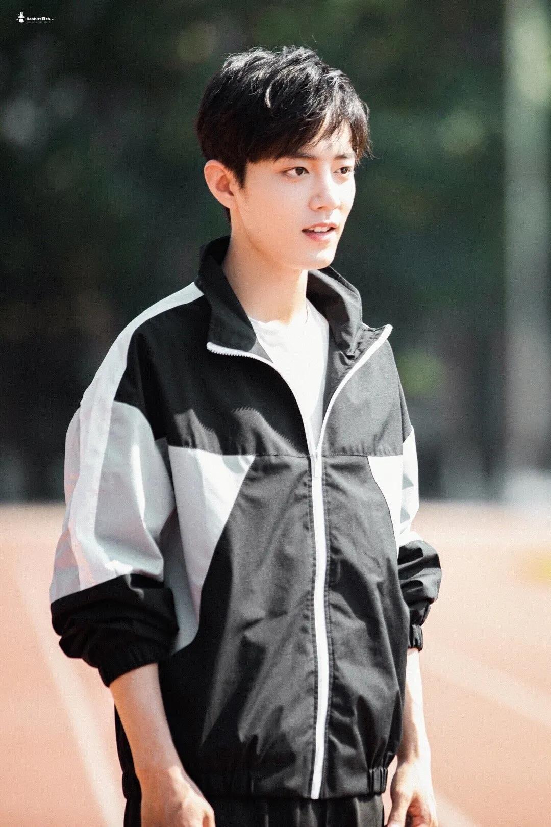 「肖战图集」帅气得超过1005分