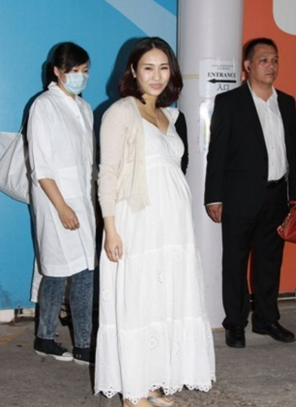 “一胖毁所有”的7位女星，怀孕前是窈窕淑女，怀孕后涨到190斤