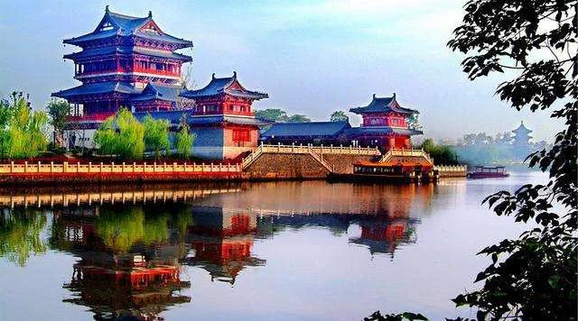 2021年江苏GDP十强城市：南京低迷，扬州第7，泰州增速第1