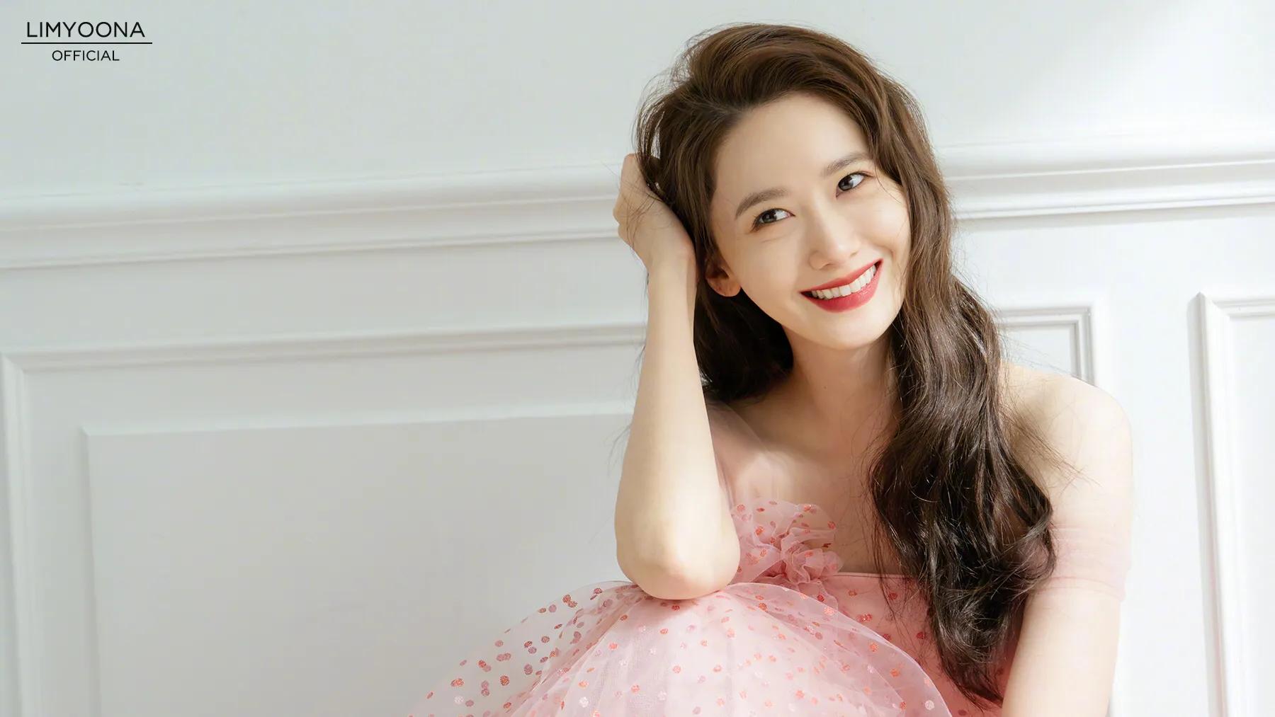 韩国艺人林允儿壁纸欣赏