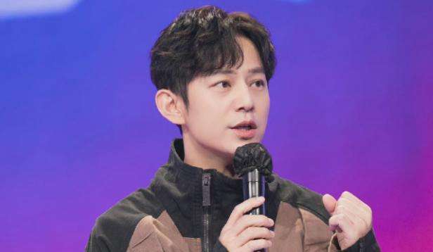 48岁的何炅，也走到了今天