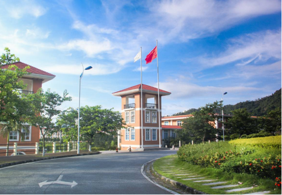 美貌才华并存的10所大学（下），中山大学、清华、湖南大学皆上榜