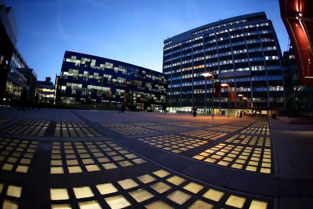 盘点2022-2023英国研究生学费涨得最狠的10所大学