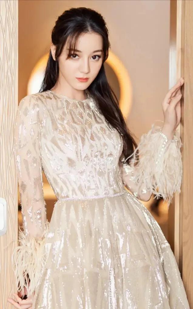 可甜可盐的异域女神—迪丽热巴