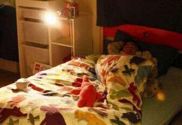 2000年，江苏女工人在车库偶遇收养16岁孤儿，15年后被回报1530万