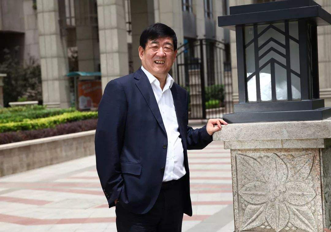陕西首富李黑记：一手创办了中国“500强”企业，年营收超1200亿