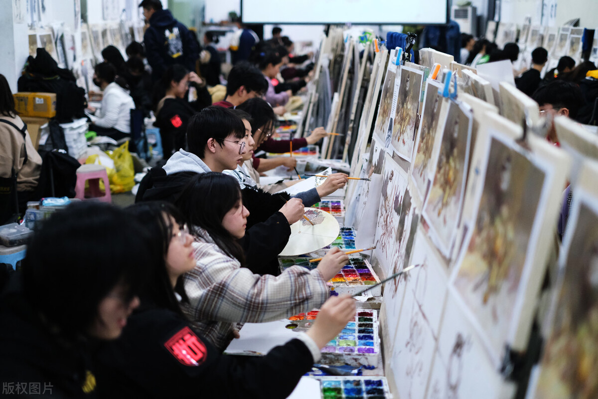 安徽省高考总分是多少2017（安徽艺术生综合分多少才能上一本）