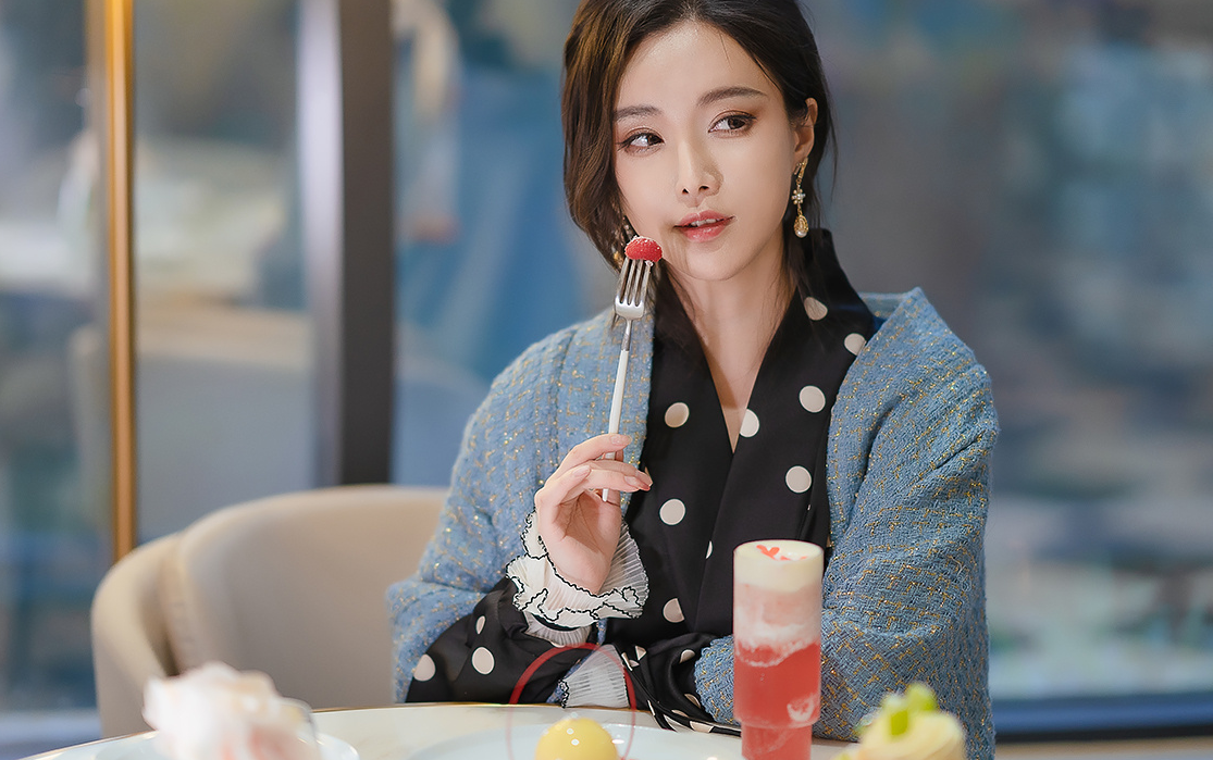 二次元产业增长爆发，COS圈收入百万是真的吗？-哪边嗨