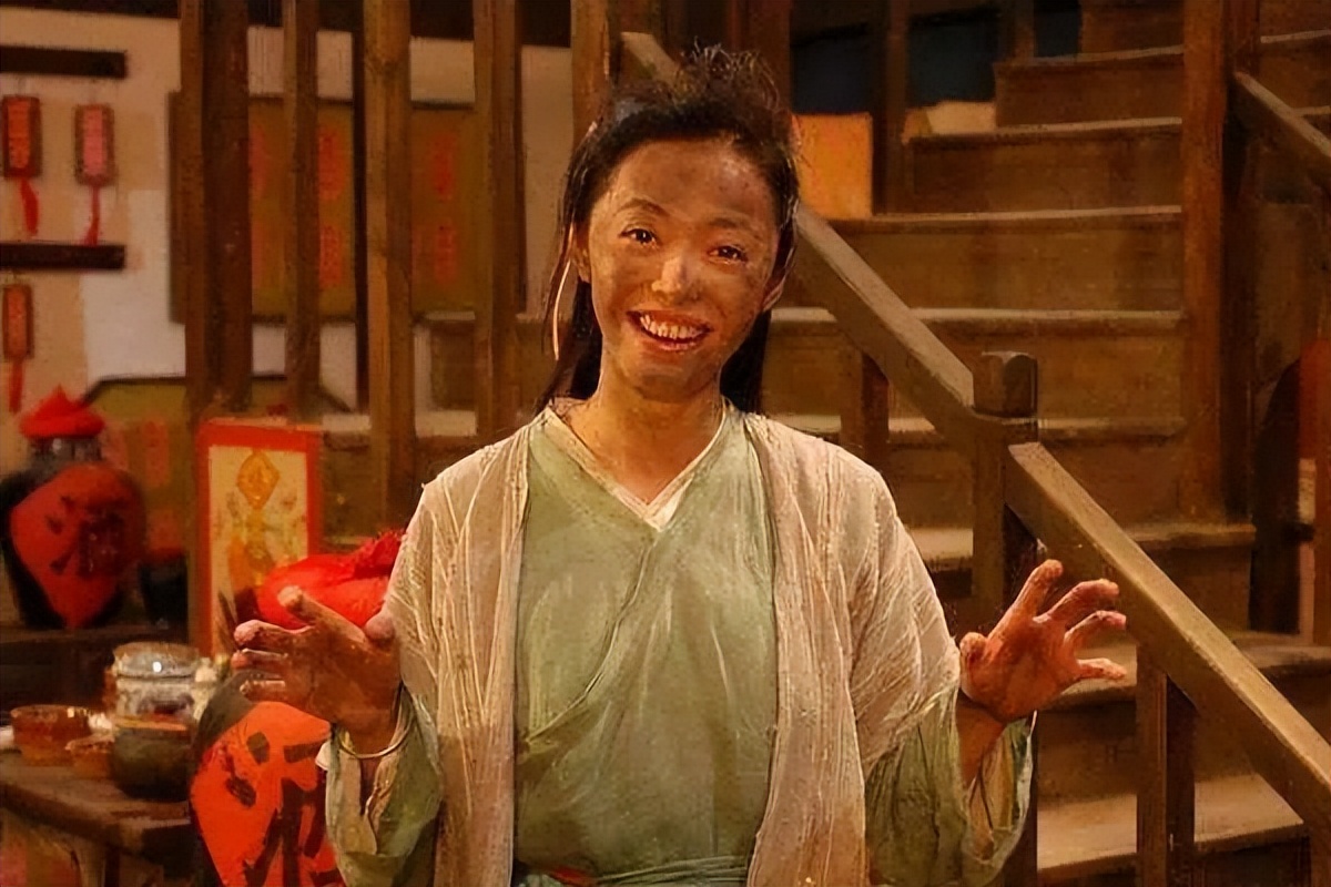 同样饰演职场女精英，把陈数、姚晨和杨颖放在一起，差距就出来了