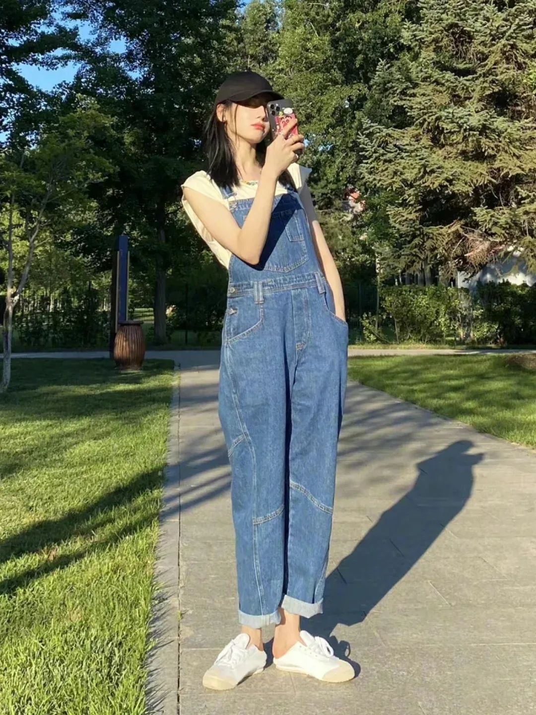 次次艳压00后小花，35岁的杨幂心机在哪儿？