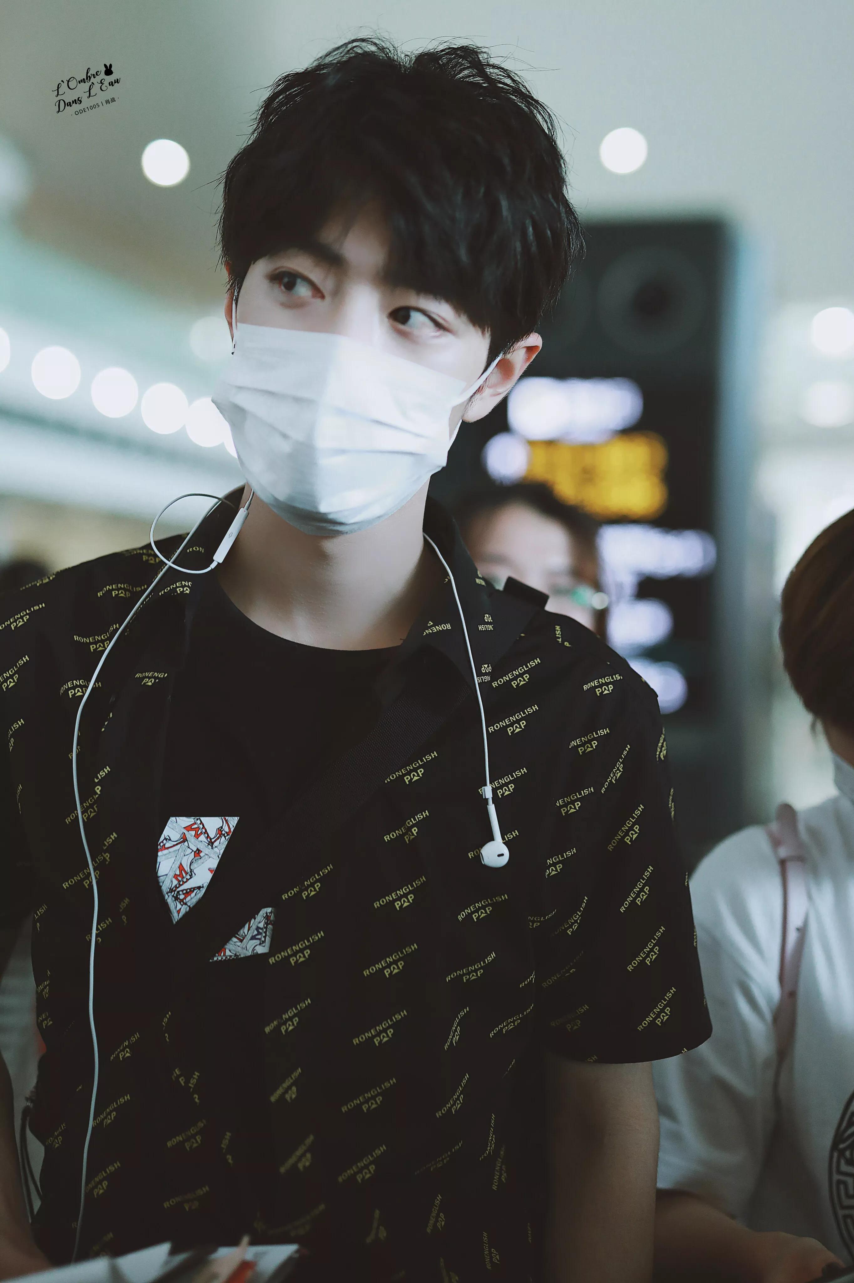 考古肖战:2018年9月—12月机场时间线汇总,今天请叫我收图狂魔