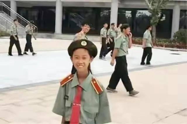 10岁就考上大学的神童张易文，13岁却沦为廉价童工，如今面临失业