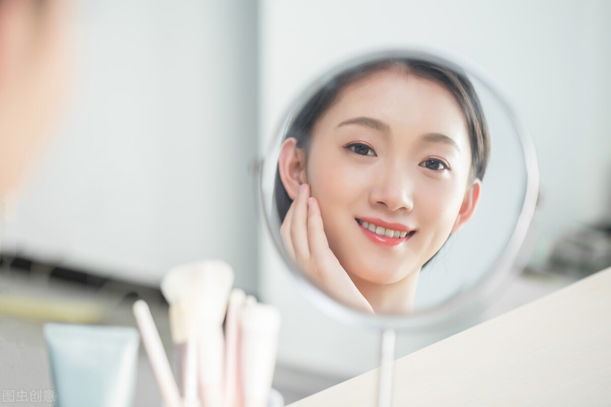 人口密度最低的10个国家排名，人口密度最高的20个国家排名