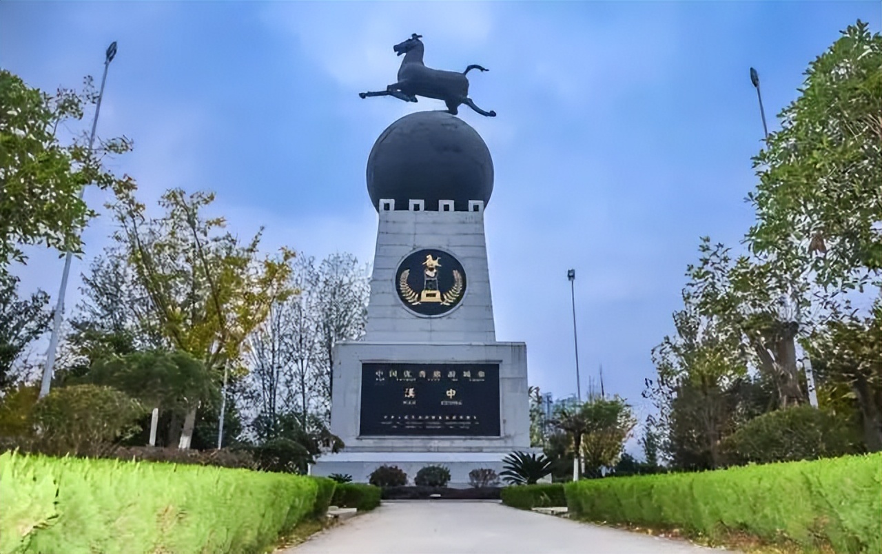 不遠(yuǎn)游也精彩，這份“五一”出游指南請(qǐng)收好~