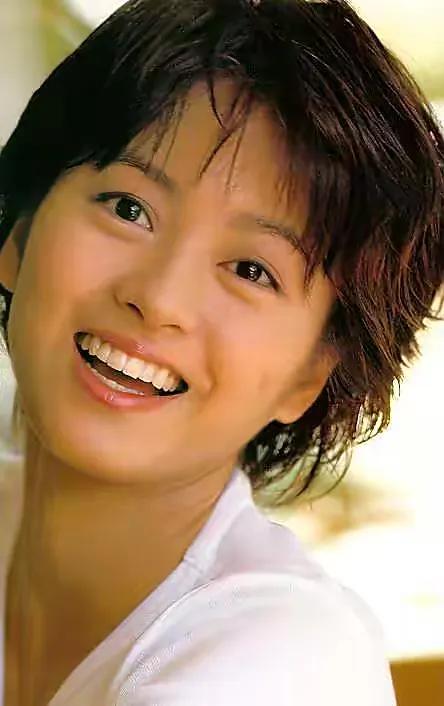 短发女神 梁咏琪