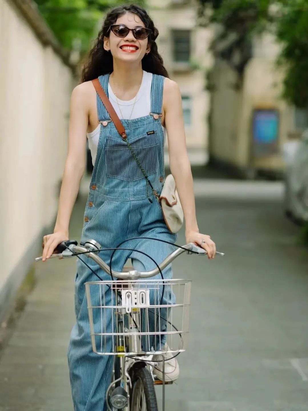 次次艳压00后小花，35岁的杨幂心机在哪儿？