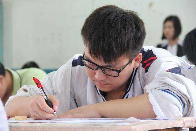 高三2月联考分数线出炉，接下来学生怎么做，才能稳步提升成绩？