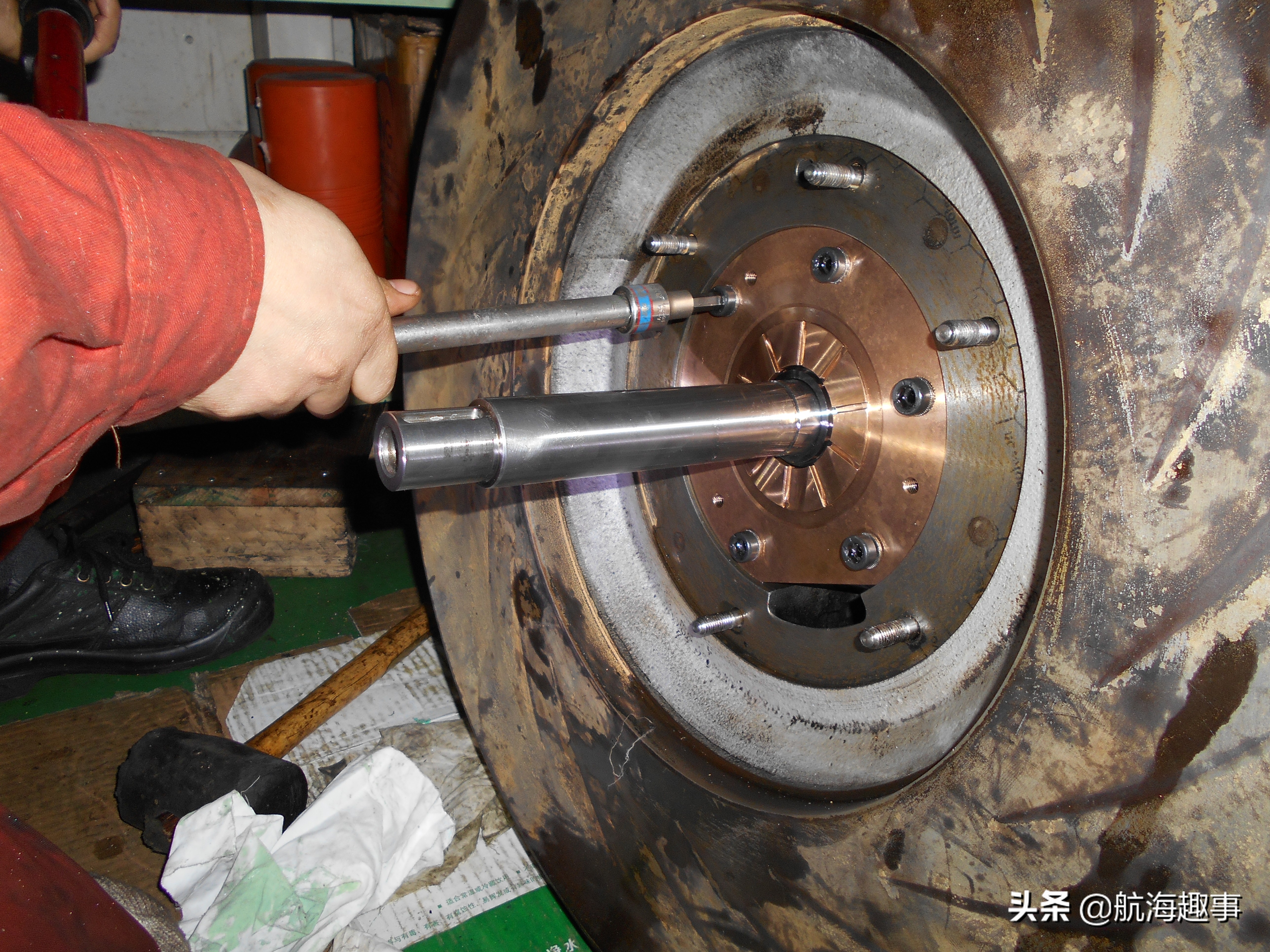 从汽車引擎“T”学习，带你了解船用发电机废气涡轮增压器的检修