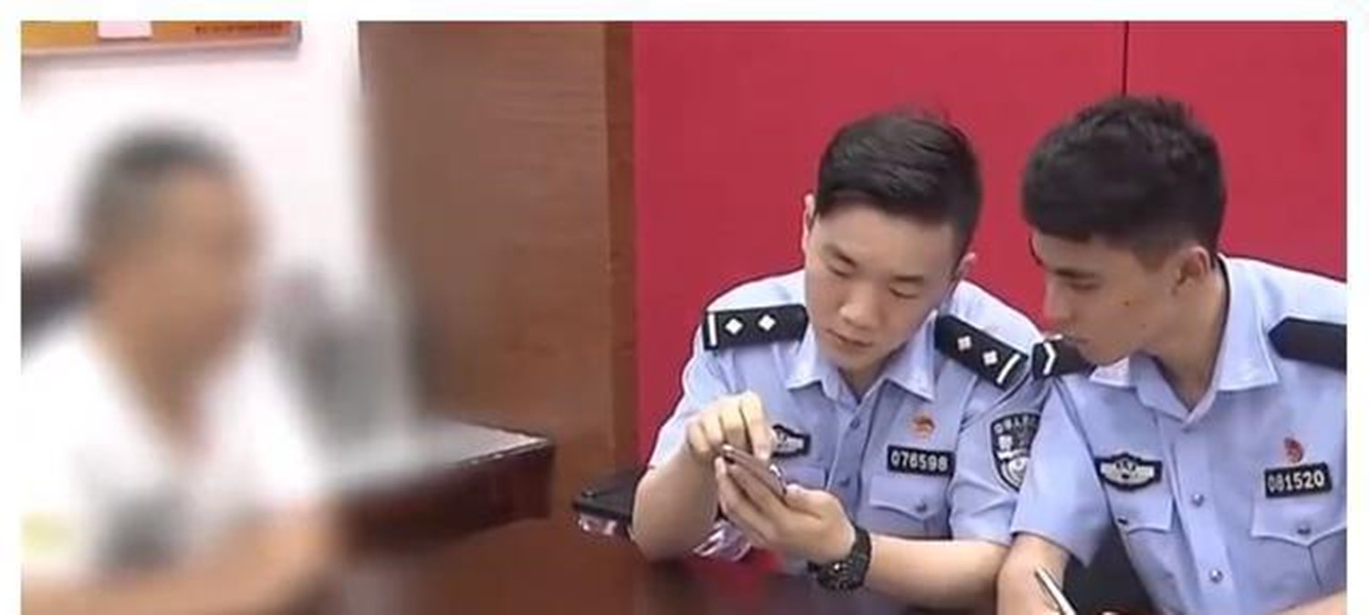 2012年，上海富商包养大学生，生仨娃花费2000万，最后发现被骗了