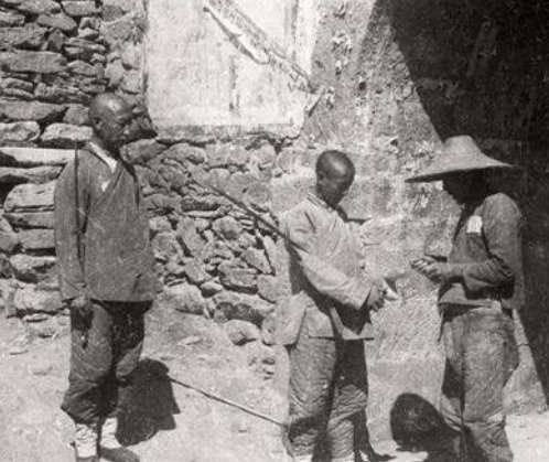 1938年，日军在五台山地区遭遇伏击，幸存者：看见一群和尚拿着枪