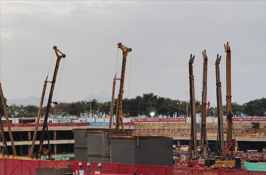 全球GDP前十强城市在建的超高建筑——纽约深圳以超级摩天楼引领