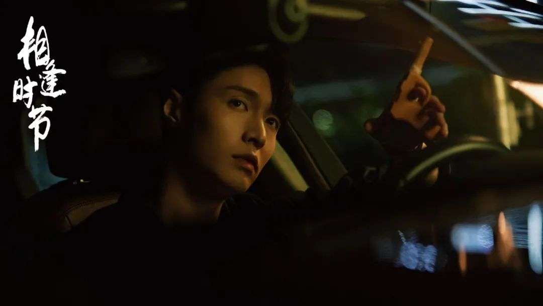 搭上正午阳光的张艺兴，没能成为下一个白敬亭