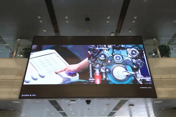 一汽解放氫氣直噴發動機行業首發點火成功