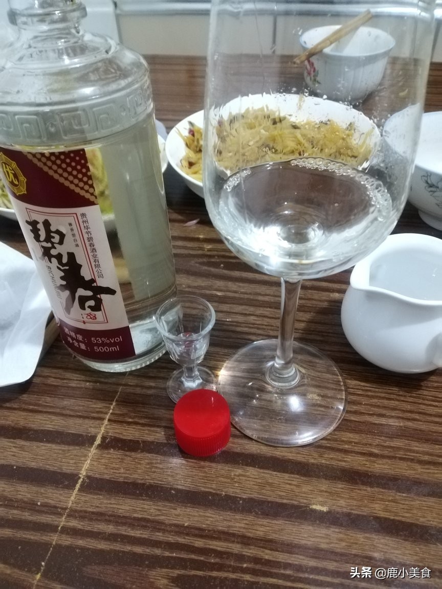 醬香經典酒多少錢一瓶(4款適合中年人喝的醬香酒) - 價格百科