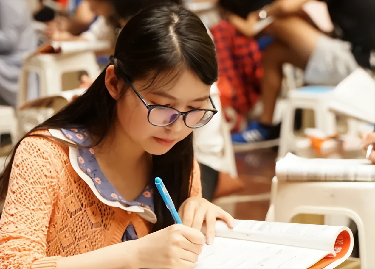 考研过线就能录取的院校，不需要参加复试，想考研的学生可以了解