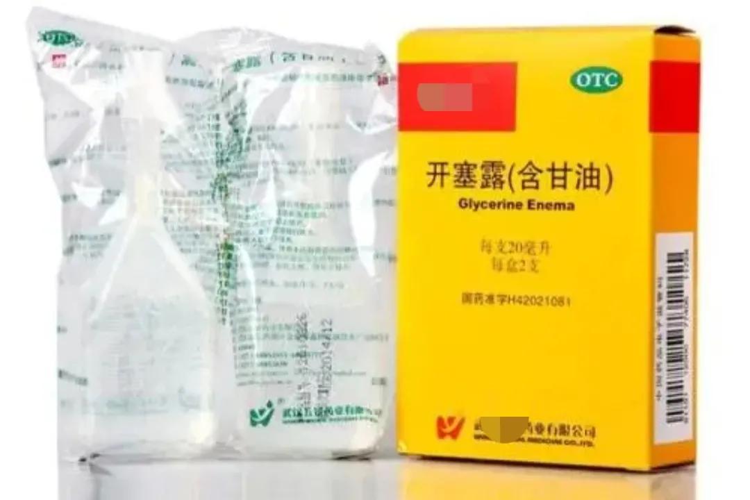 6大原因造成便秘，医生：长期便秘疾病多，老人严重的会猝死