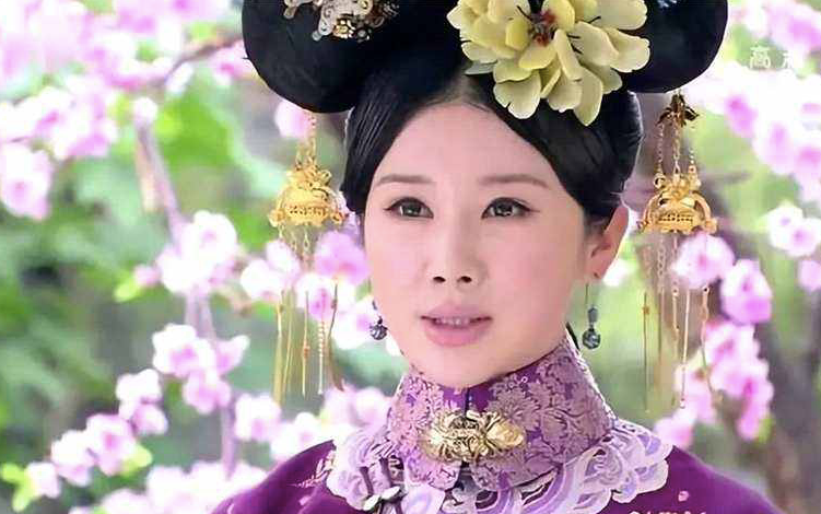 颜值忽高忽低、脸部时好时坏，这些灵动的女明星，都被医美坑惨了