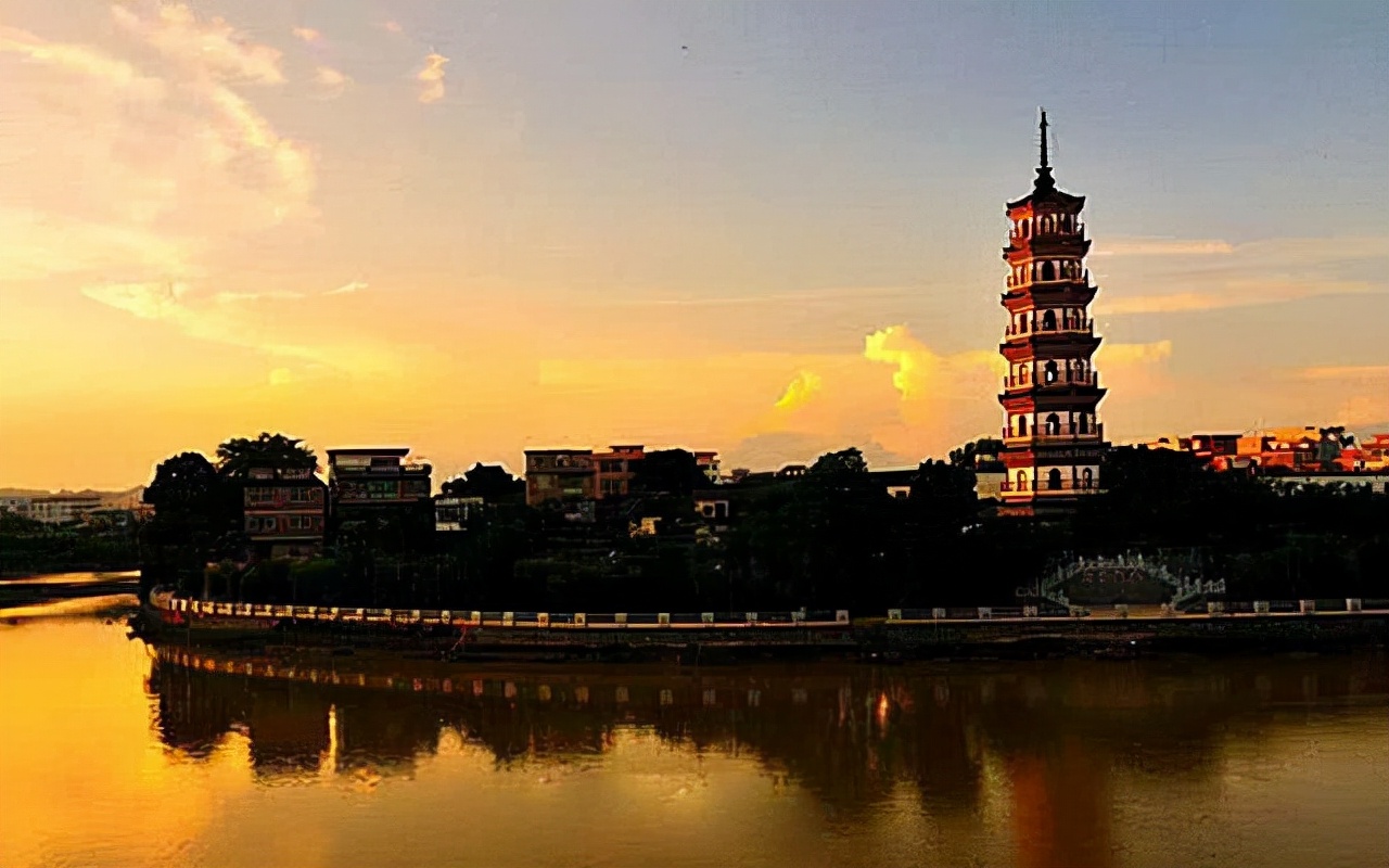 05年审判陈毅锋时欲抹黑执法部门，声称遭受私刑：被吊了15个小时