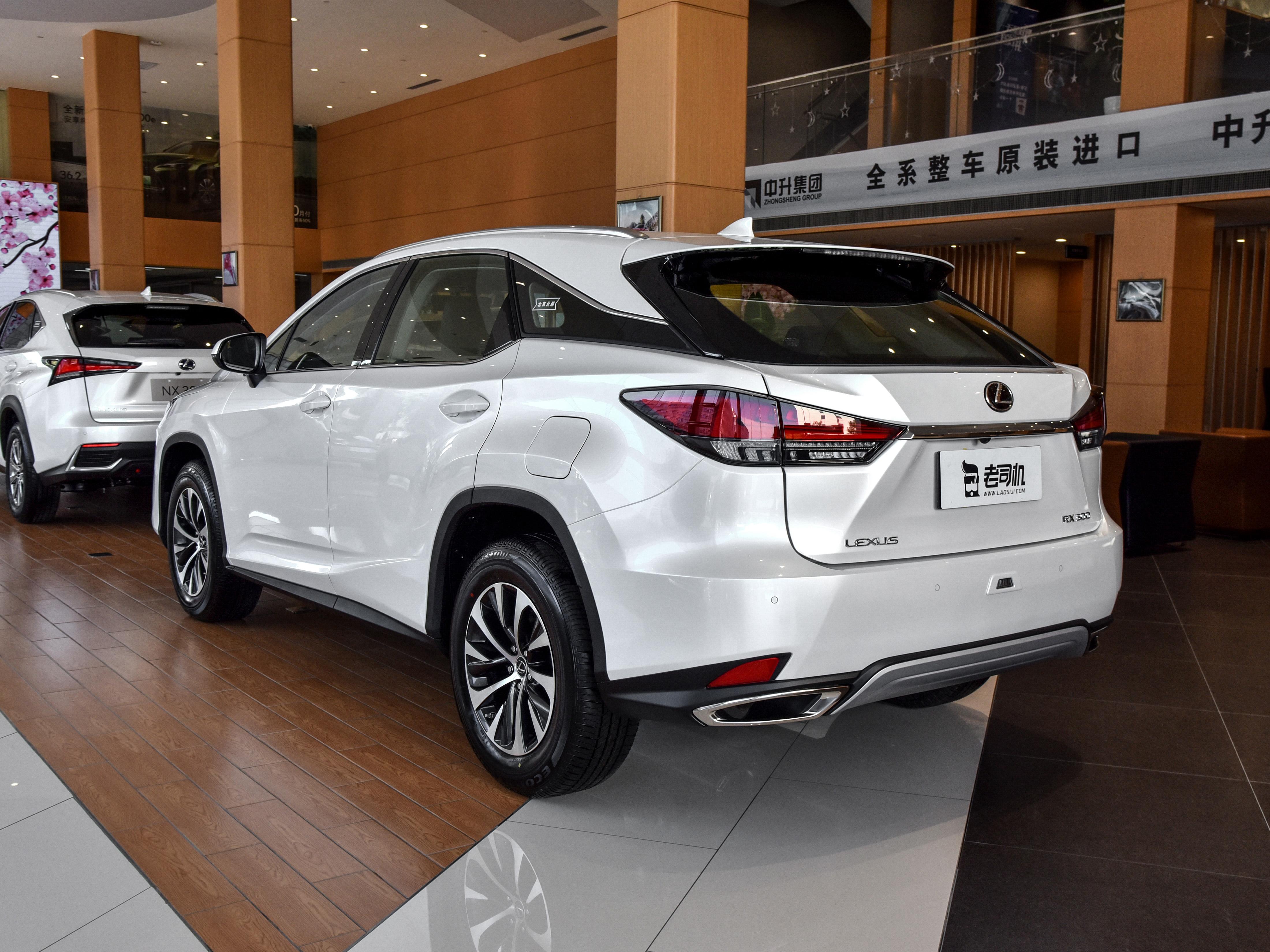 原装进口,日系豪华,空间颇大的豪华suv,实拍雷克萨斯rx