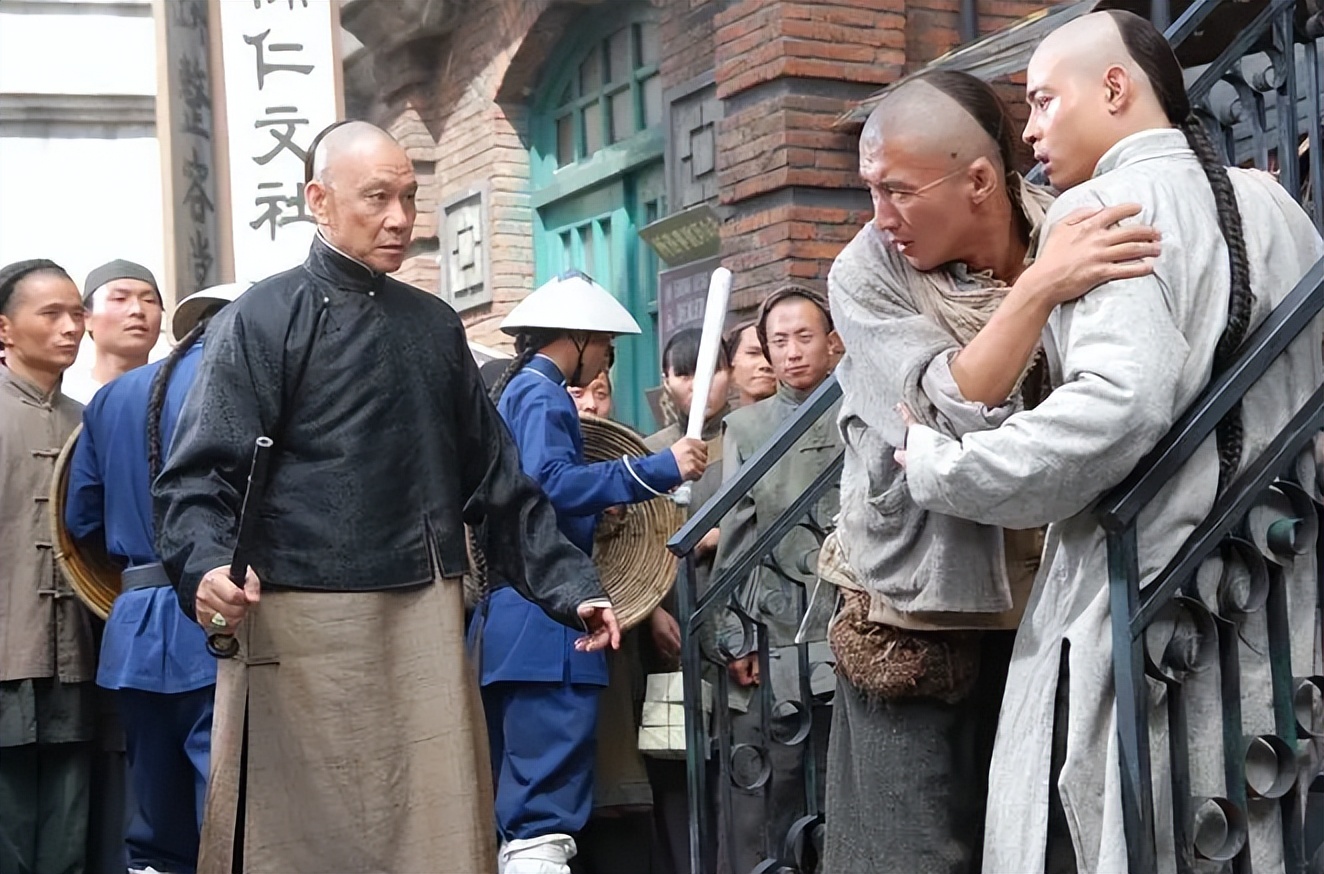 被杜琪峰借鉴、被陈德森模仿，张彻的动作经典，让刘德华银幕转型