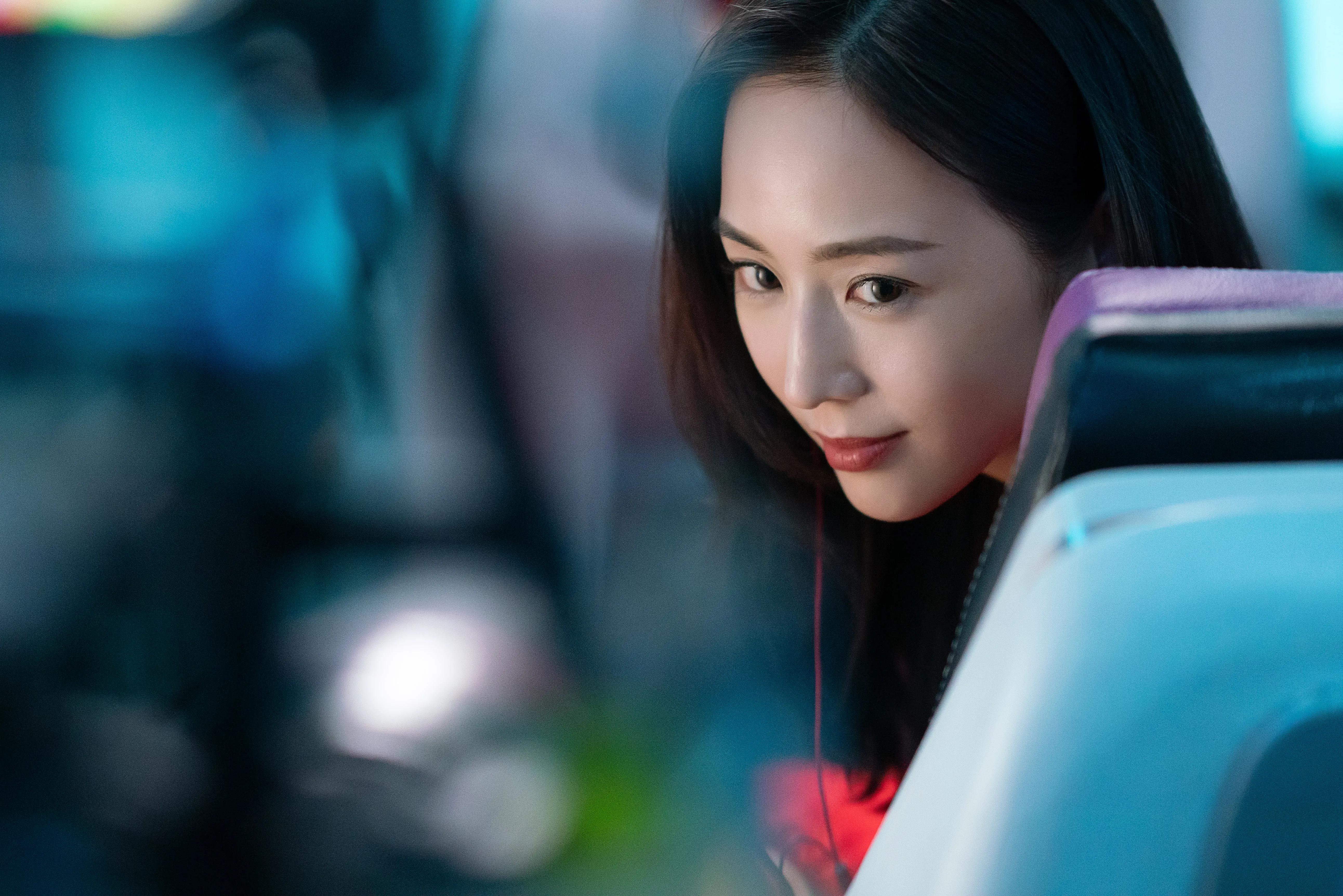 《唐人街探案》张钧甯lvy玫瑰红长裙高清原图