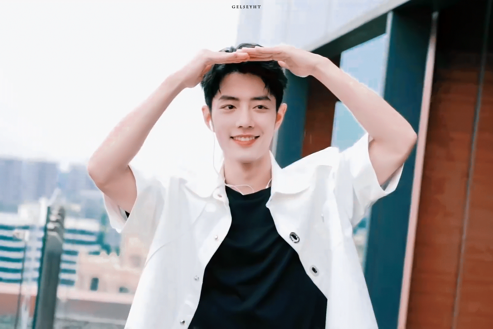 肖战海边的大片，真好看啊，满满的少年感