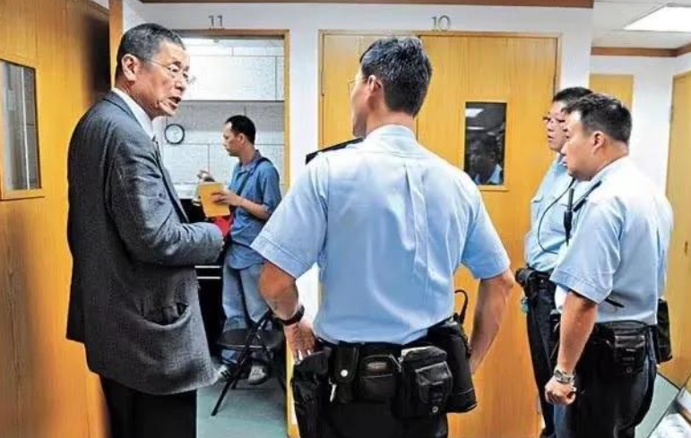 刘诗昆：两婚两离，76岁娶爱徒为妻，81岁喜迎三胎