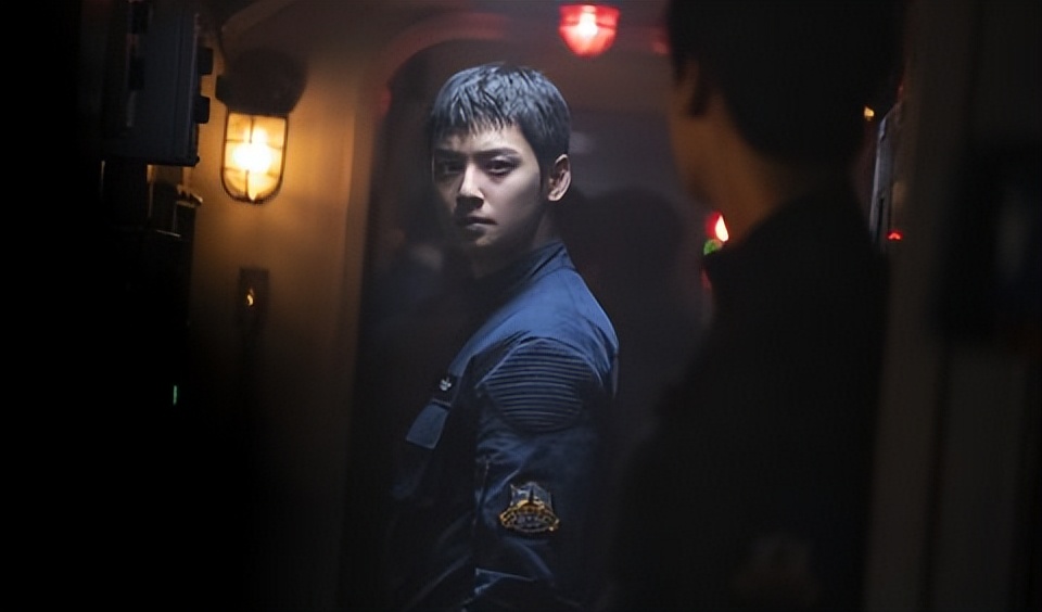 「脸蛋天才」车银优用黏土制作的本人的脸！网友：看一次笑一次