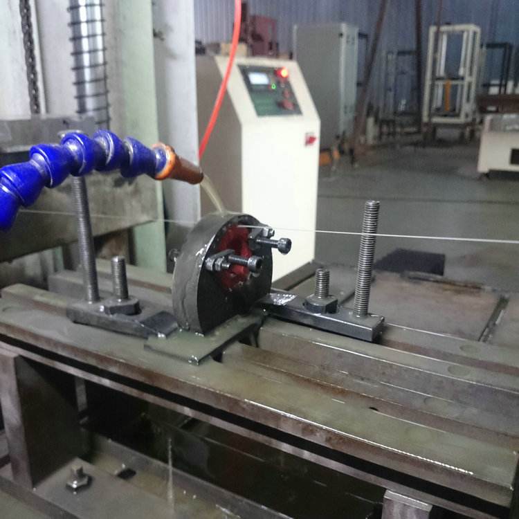 老美负责吹牛，中国负责实现，打不垮的中国光伏，终将改变世界