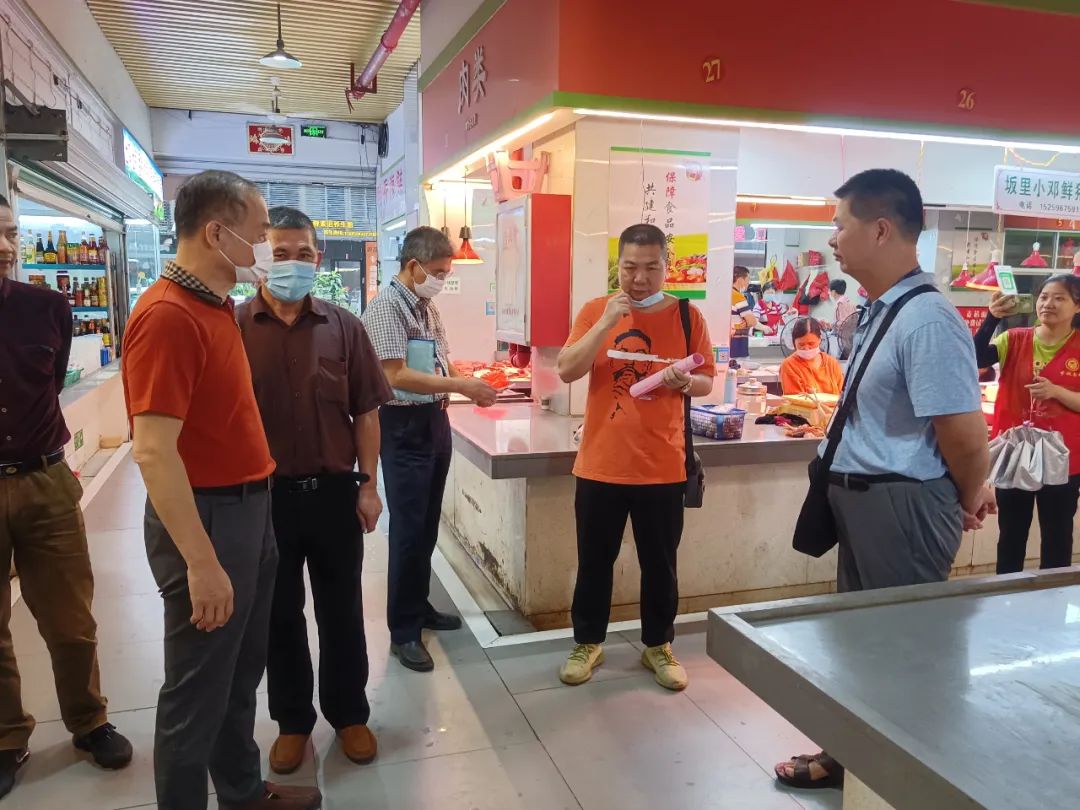 漳州市市场监管局全员发动助力创城攻坚