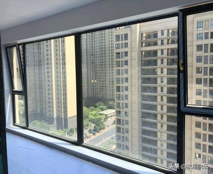 开放式阳台怎么装修（封阳台有4种封窗方法）
