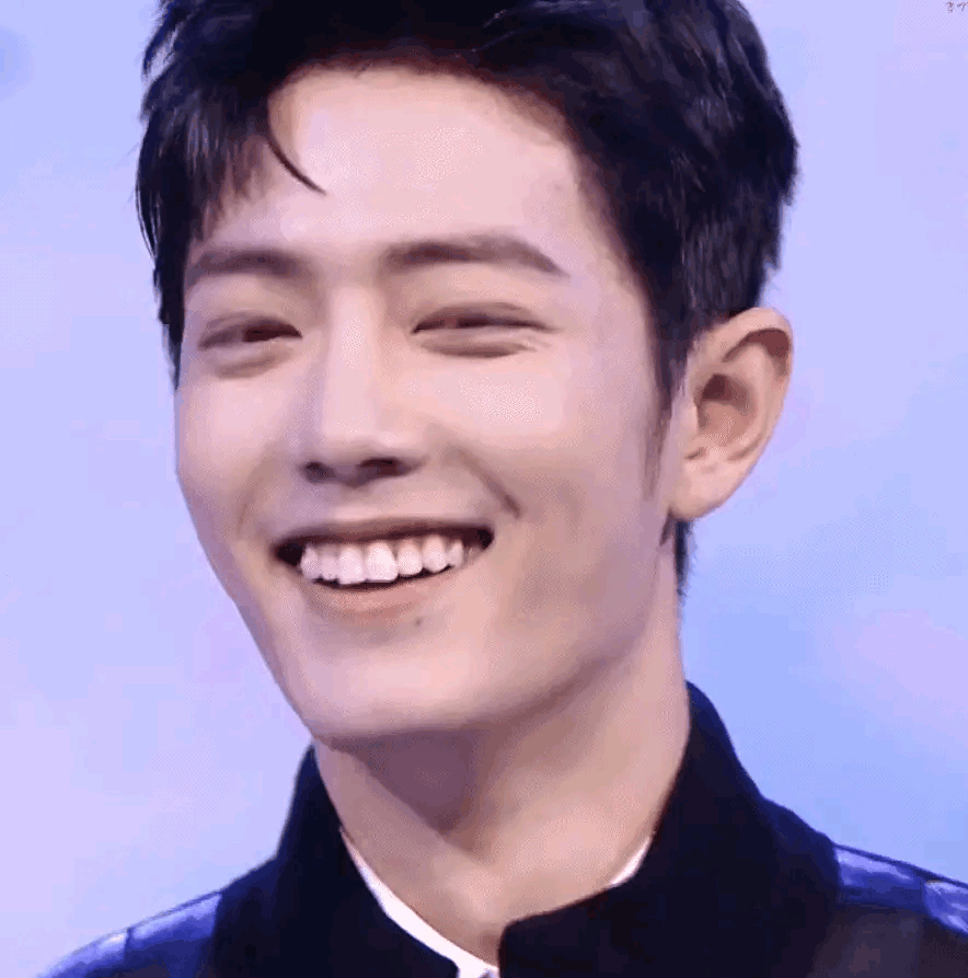 肖战各种深入人心的笑容，尤其是害羞时的笑，看不够啊